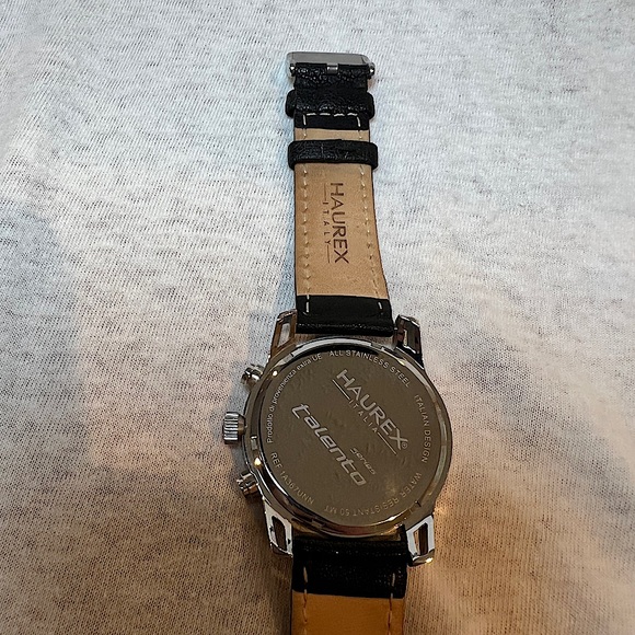 Haurex Talento Men’s Watch Model 1A367UNN with Vera  Pelle black leather band - Picture 3 of 15